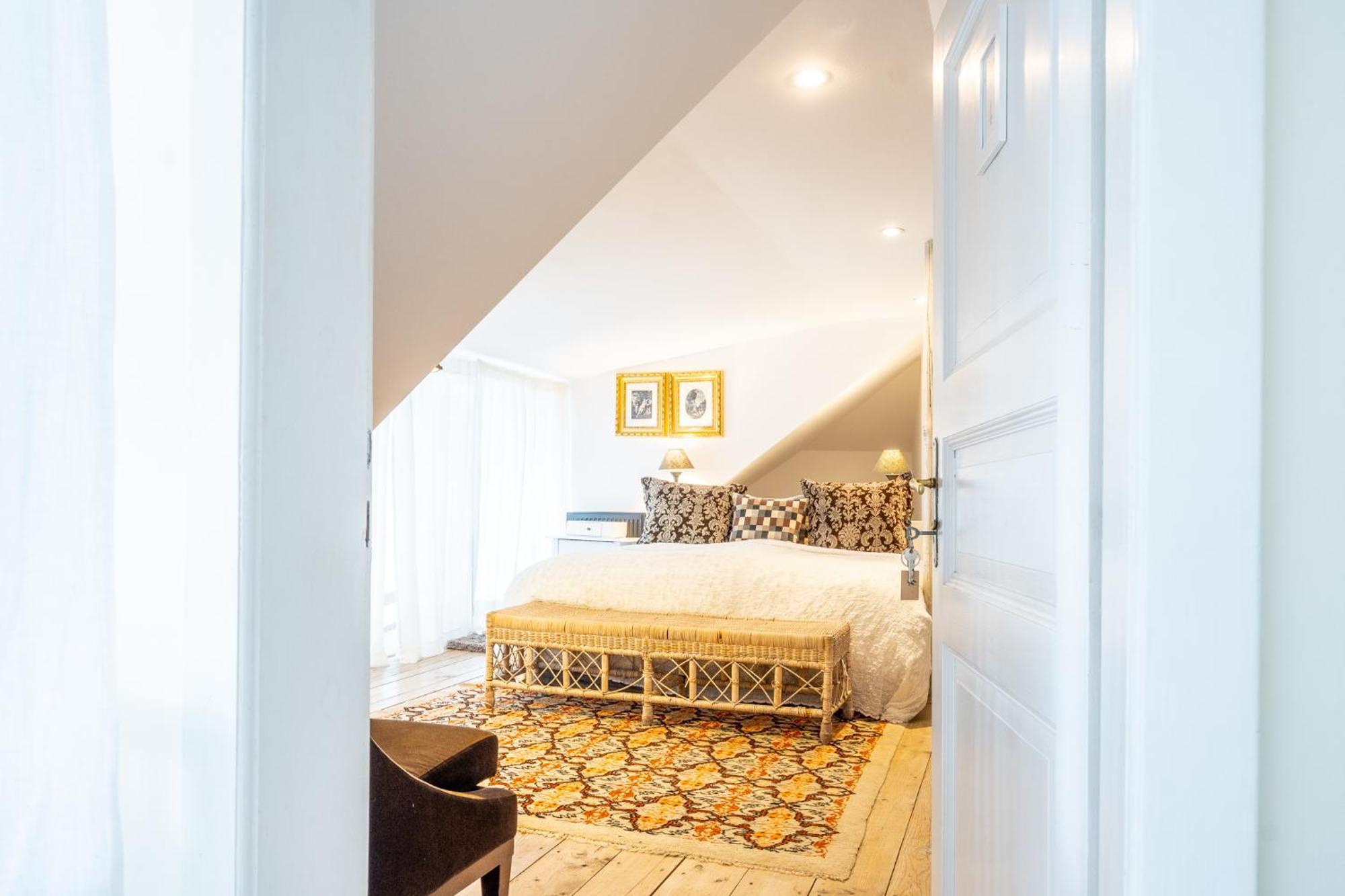 Family Hotel Okor ภายนอก รูปภาพ